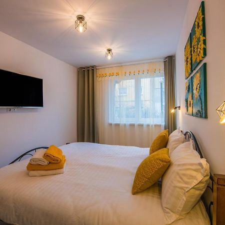 Kitty Sunflower Apartment 알바루리아 외부 사진