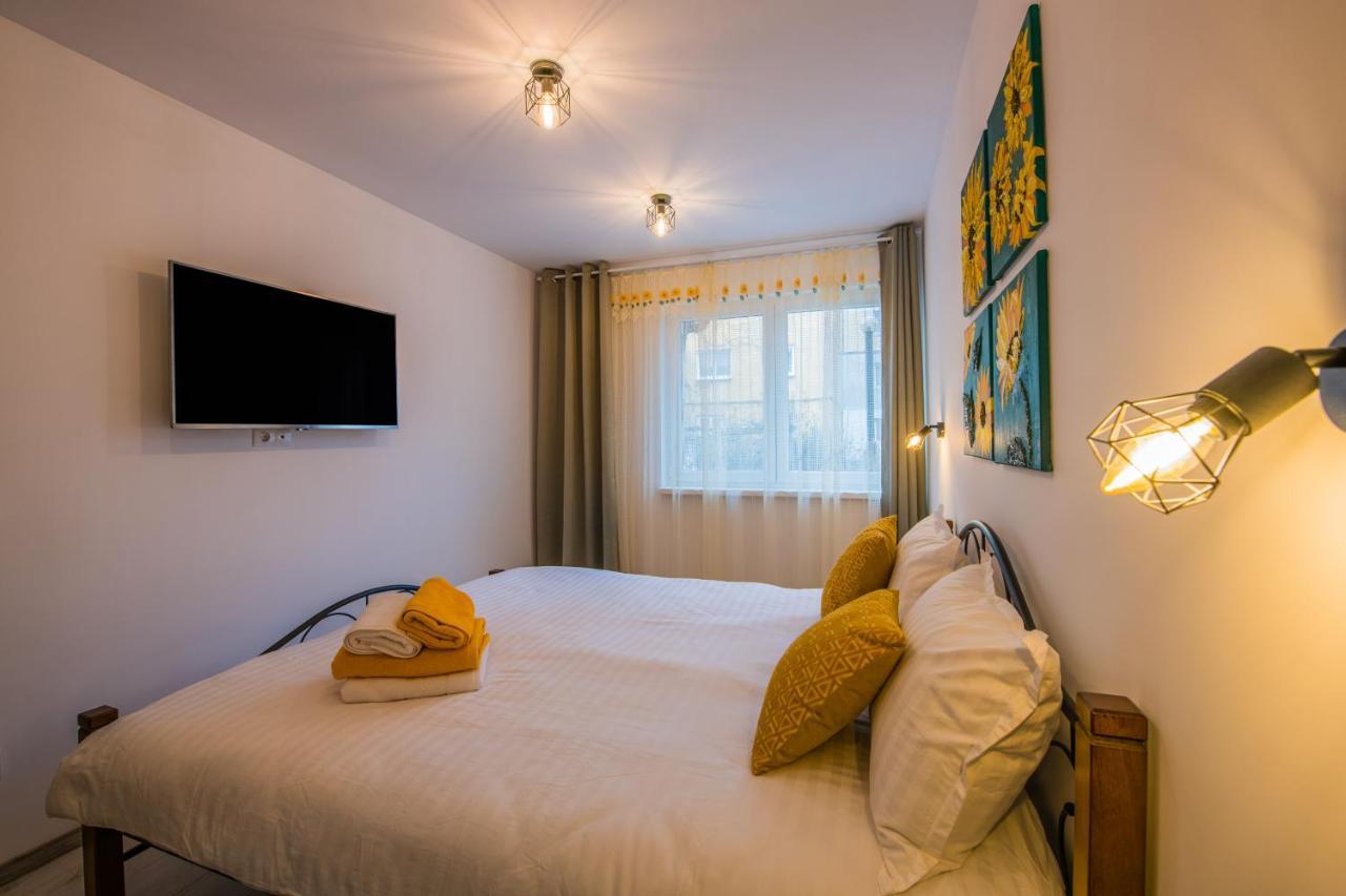 Kitty Sunflower Apartment 알바루리아 외부 사진